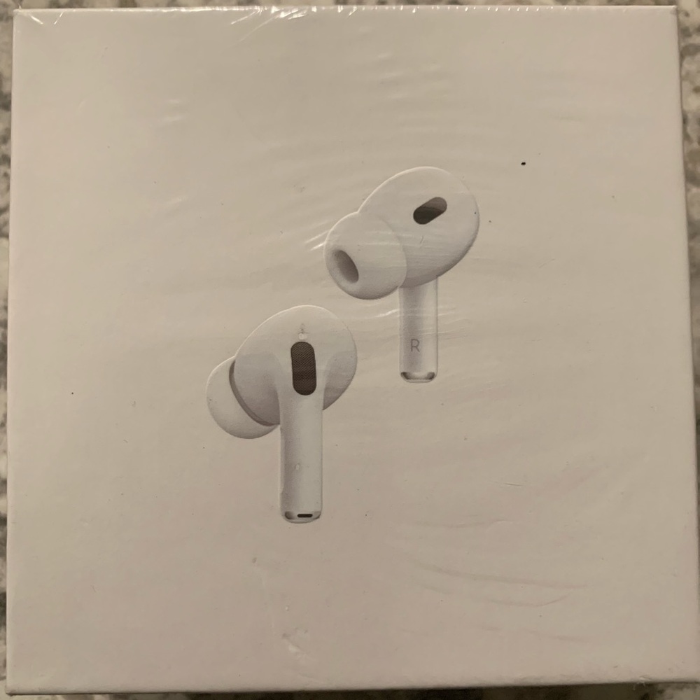 Apple AirPods Pro with MagSafe Charging Case - White